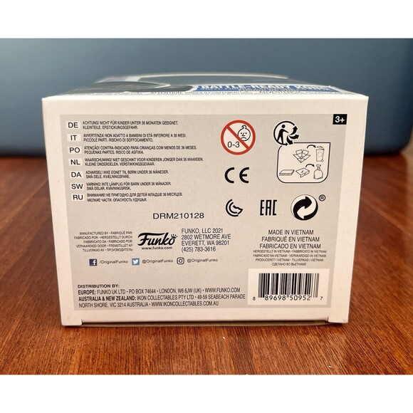 NEW Godzilla vs Kong With Battle Axe #1021 Funko Pop 2021 Movie Vinyl Figure - Picture 5 of 5